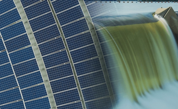 太陽光発電と水力発電