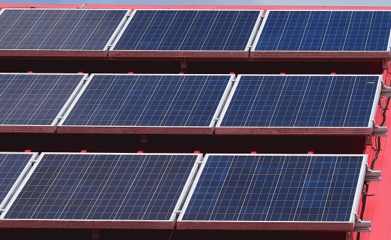 您家的太陽能電池板